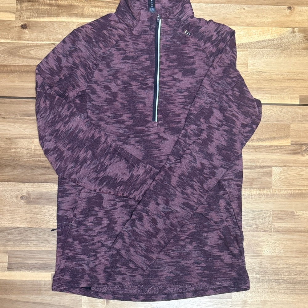 EUC Lululemon men’s Maroon half-Zip Pullover